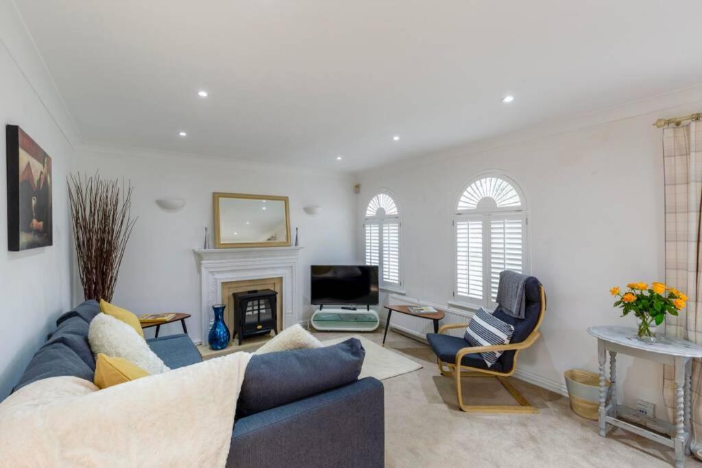 ليثام سانت أنيه A Cheerful Three Bedroom House In Leafy Lytham المظهر الخارجي الصورة